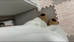 跟媳妇吵架到哥哥家借宿意外愉窥到哥哥跟嫂子做爱愉愉打飞机 截图2
