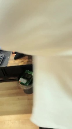 网吧包厢顶级美女泽美情趣内衣网袜激情艳舞，按在键盘上疯狂输出 淫水精液全流淌在干仗座椅上 截图5