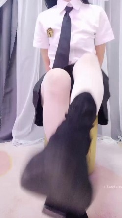 极度骚气大奶少妇『坏姐姐』私人定制各类情景小剧场淫语自慰84部合集 截图3