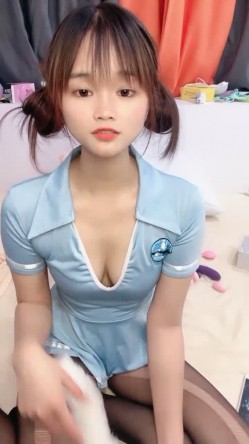 新人！学生妹妹下海~超可爱~【高校学妹】道具狂插~狂撸~！~ 截图6