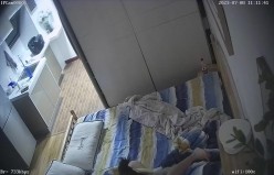 酒店高清偷拍 相处时间不是很久的情侣应该是第一次开房很腼腆 截图15