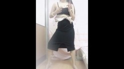 无滤镜玩的就是真实，电报群土豪高价定制，露脸良家大学生小姐姐【周周】私拍赚外快，俏皮可爱，道具紫薇形体展示 截图5
