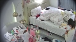 酒店偷拍 样子斯文的大学生情侣眼镜乖乖女被变态男友绳子捆绑黑丝足交 截图16