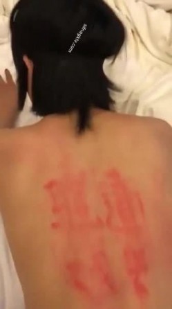 最新精品良家泄密自拍甄选 极品出轨骚妻各种玩操 贵在真实 完美露脸 截图7
