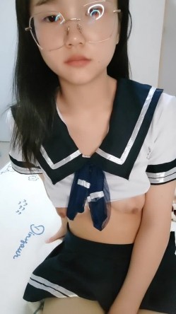 校花下海！超级清纯超漂亮~【大一学生】，楚楚可怜的小眼神，瞬时勾起一众大哥的保护欲 截图6
