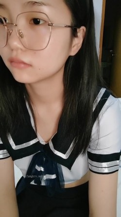 校花下海！超级清纯超漂亮~【大一学生】，楚楚可怜的小眼神，瞬时勾起一众大哥的保护欲 截图9
