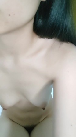 校花下海！超级清纯超漂亮~【大一学生】，楚楚可怜的小眼神，瞬时勾起一众大哥的保护欲 截图14