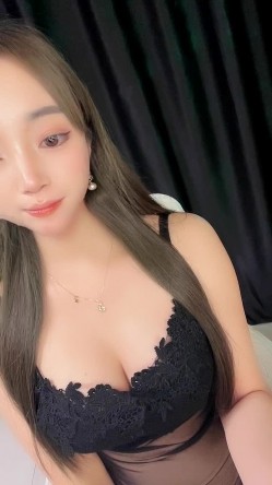 绝对的尤物【顶级人间尤物】校花美少女~黑丝美腿~跳蛋高潮 截图12