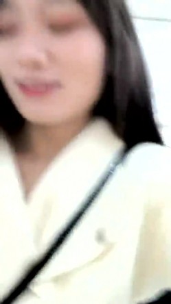 户外露出达人【御姐爱深喉】丝袜裸空从商场到图书馆再到超市裸空太牛逼了强烈推荐！ 截图6