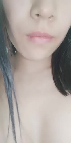 肤白貌美气质少妇蜜桃臀小浪女露脸5，夫妻激情啪啪亲嘴摸奶调情，激情口交主动上位，被干的呻吟浪叫表情销魂 截图10