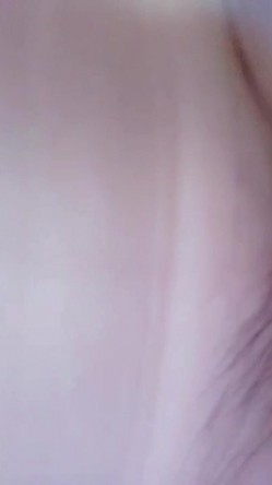 快乐熟女  居家淫乱的生活  戴套上阵安全第一，服务相当到位，吹硬舔爽在做爱 截图14