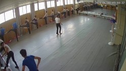 舞蹈班《监控破解》偷拍多位美女学员后台换衣服 截图10