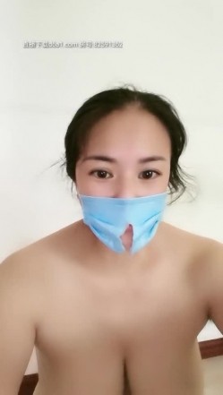 巨乳骚妇的诱惑，一个人跳弹自慰骚逼，不断摩擦阴蒂高潮喷水，大奶子自己揉捏不断变换形状非常诱人不要错过 截图15