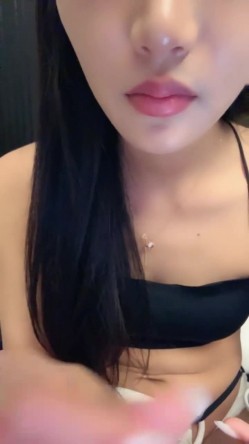 极品御姐【玩你很难吗】美腿丝袜~道具抽插~激情爆操 截图5