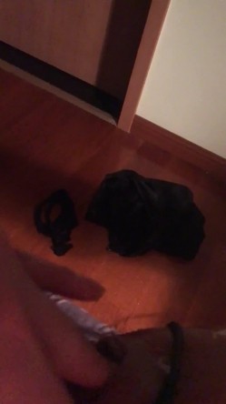 纹身哥出租房狂插有点受虐倾向喜欢挨鞭子 更喜欢喷水的小女友 完美露脸 截图8