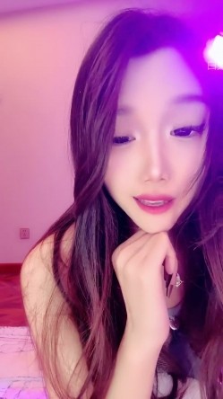 ️神级女神【董小姐】高端女神！模特身材~裸舞~道具自慰~白浆直流！ 截图12