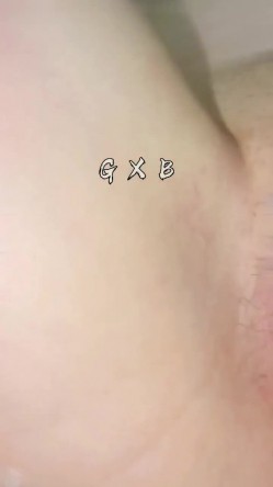 《极品反差 淫妻泄密》真实骚妻居家轰趴无套内射刷锅第一人！推特顶级绿帽奴GXB私拍调教啪啪3P美臀粉屄真不错 截图16