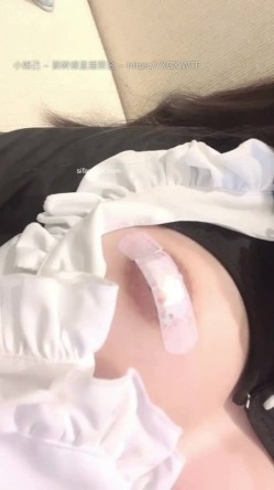 19岁的广州妹妹！【京鱼儿】道具自慰爆浆，粉穴近距离B~！高颜值，完美尤物，菊花被白浆流淌过，精彩无限！！ 截图5