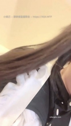 19岁的广州妹妹！【京鱼儿】道具自慰爆浆，粉穴近距离B~！高颜值，完美尤物，菊花被白浆流淌过，精彩无限！！ 截图14