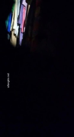 【洗澡更衣偷拍】 多场景冒死偷拍美女学生妹洗澡换衣服 截图12