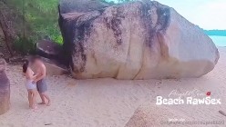 换妻大神，【爱玩夫妻】，包头人妻户外性爱，海边沙滩野战，人妻需要这种刺激才能高潮 截图15