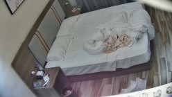 新流出酒店偷拍大学生情侣开房学妹从反抗被动操3天变成床上母狗 截图15