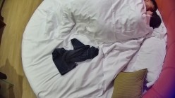 情趣台 穿衣显瘦脱衣有肉的眼镜少妇 衣服下藏着一对巨乳 男人打完第一炮休息 自己坐上去开启第二炮 截图4