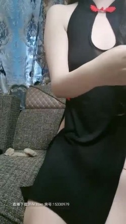 00后超模空姐美乳大屁股妹子自慰诱惑，跳蛋塞逼震动棒抽插掰穴特写 截图5