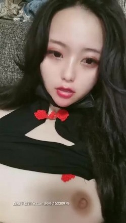00后超模空姐美乳大屁股妹子自慰诱惑，跳蛋塞逼震动棒抽插掰穴特写 截图16