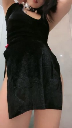 撸管推荐！女神刚下海就玩3p~【冰羊】啪啪！自慰！狂喷水~--风骚姐姐欠债下海酒店跟男友来一场激情 截图8