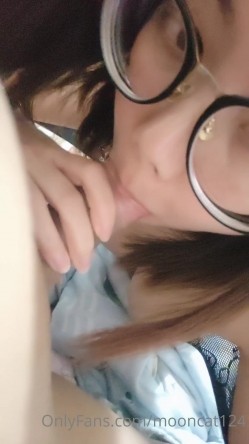 台湾天然美胸熟女人妻中出女王「Jixxielee」「骚猫儿」OF私拍 截图14