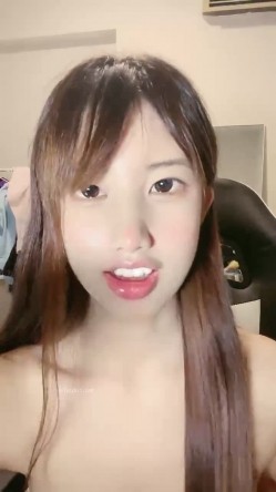 正宗校花下海~超漂亮！100%心动感觉~！又有新鲜的少女肉体可以看了! 截图4