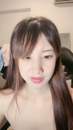 正宗校花下海~超漂亮！100%心动感觉~！又有新鲜的少女肉体可以看了! 截图8