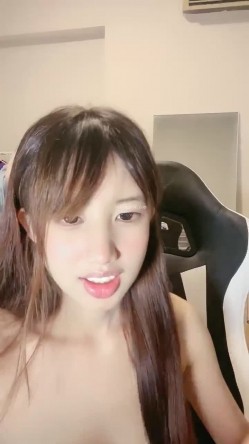 正宗校花下海~超漂亮！100%心动感觉~！又有新鲜的少女肉体可以看了! 截图9