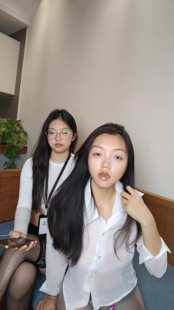 【雯雯茜茜】淫欲双学妹! 勾引技师~外卖小哥~啪啪~喷水 截图5