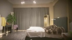 【黄先生探花】，酒店偷拍，极品大奶高个小姐姐，情趣黑丝大长腿，难得一见的高品质浪货 截图11