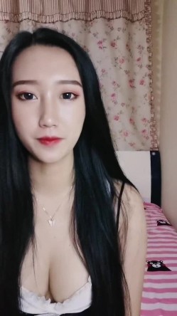 黑色白魔女 温柔七七，好性感的女魔头，衣装端雅-少妇知性，’啊啊哥哥，射我逼啦，好热啊‘骚逼淫语不断！ 截图2