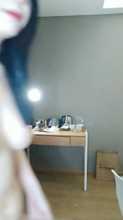 【极品玉女】【清野】合集二，高颜值美乳翘臀的美女道具秀 一字马~C罩杯~淫水汪汪太美了 截图8