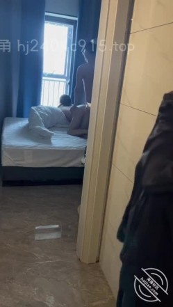【海角原创】被邻居偷看了我后入我妈，太羞耻了 截图16