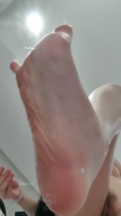 上海戏剧学院毕业，【繁花女主角】，大美女，肤白貌美，古装现代，每天不同反差角色道具自慰 截图2