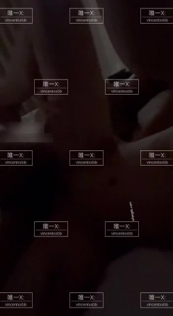 ️【反差淫妻泄密】，强势回归，推特27万粉NTR媚黑绿帽淫妻【vincentxxbb】最新VIP福利，3P中出内射 截图16