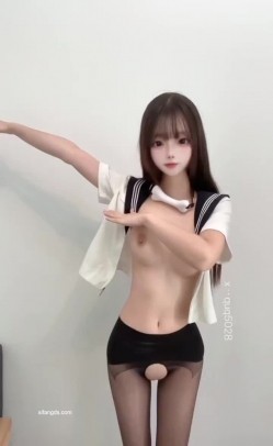 推特极品舞姬美女【小粉喵quq5028】露脸高价定制，高套点裸舞顶胯脸B同框，一线天无毛美鲍 截图9