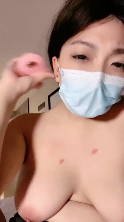 卧槽~千人斩~万人直播间下海~【大二学生呀】自慰了~好爽 截图14
