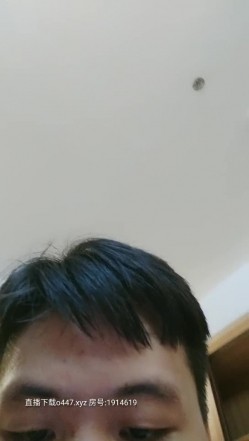 【小沫姐姐】左边东莞宾馆约炮，三女齐乐，大哥一个人满足不了还得上跳蛋，淫靡场景令人血脉喷张 截图4