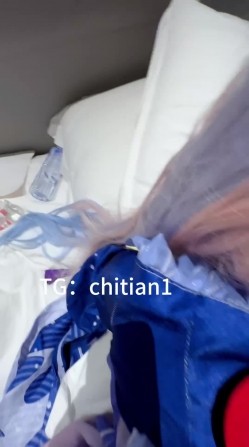 可盐可甜COS抽像福利姬【池甜chitian1】露脸性爱视图，自慰喷水上吊，各种母狗行为 截图16