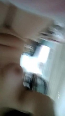 全新裸贷来袭20多位小姐姐逾期被金主流出-其中有几位颜值不错的模特,护士,女主播 截图3