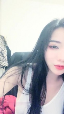 高颜值爆乳妹子浴室洗澡自摸 穿上情趣装露奶诱惑掰开逼逼特写非常诱人 截图8
