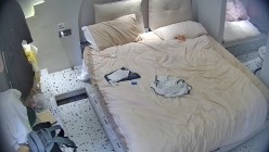 酒店偷拍连续几天入住麻花辫反差眼镜学妹换穿旗袍和泳衣变着法的勾引 男友和她做爱 截图11