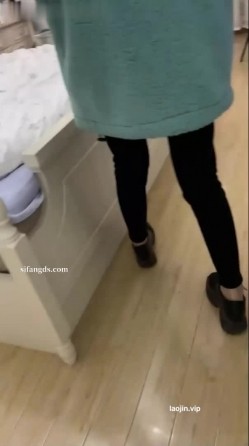 大神约炮高价泄密，【核弹】，清纯04年小妹妹，完整版约啪2，露脸特写插入细节 截图12