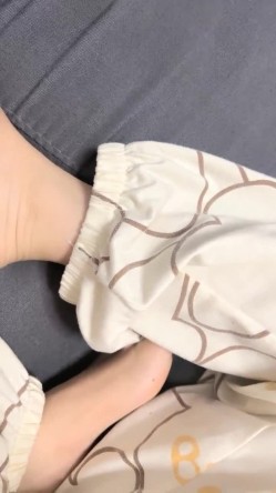 推荐！梦中情人~童颜女神~【京鱼儿】道具肛塞~户外露奶 截图12
